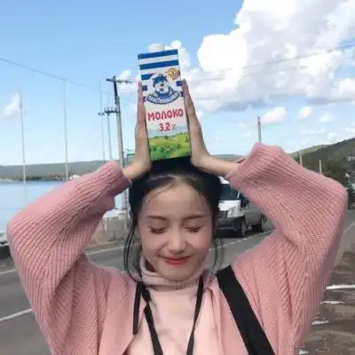 2023开朗乐观女生唯美图片