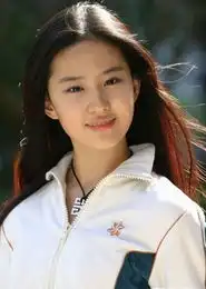 年度清纯氧气美女容貌倾城被赞没有攻击性的美貌9