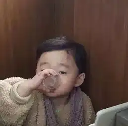 搞怪头像生活很讨厌,幸亏我可爱